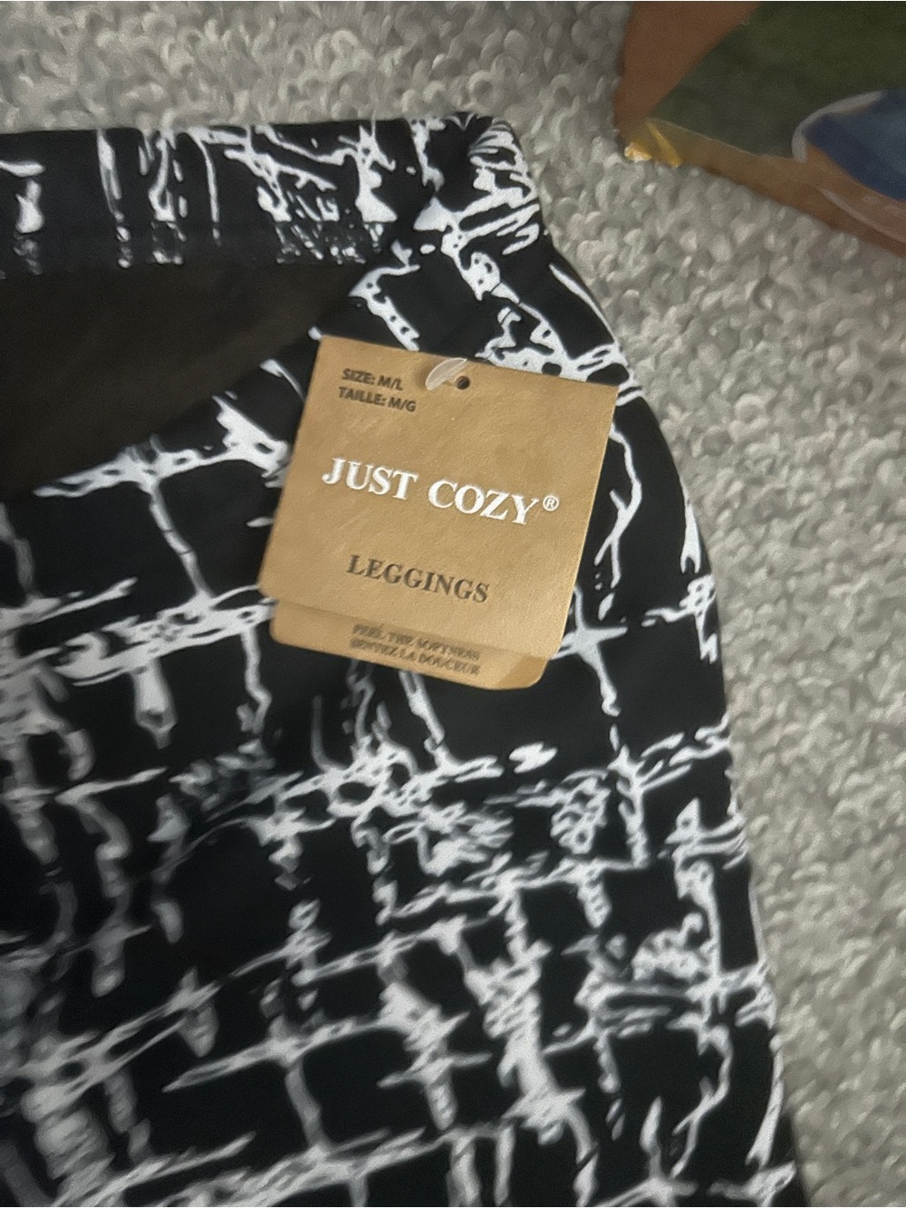 JUST COZY Black & White Patterned Leggings